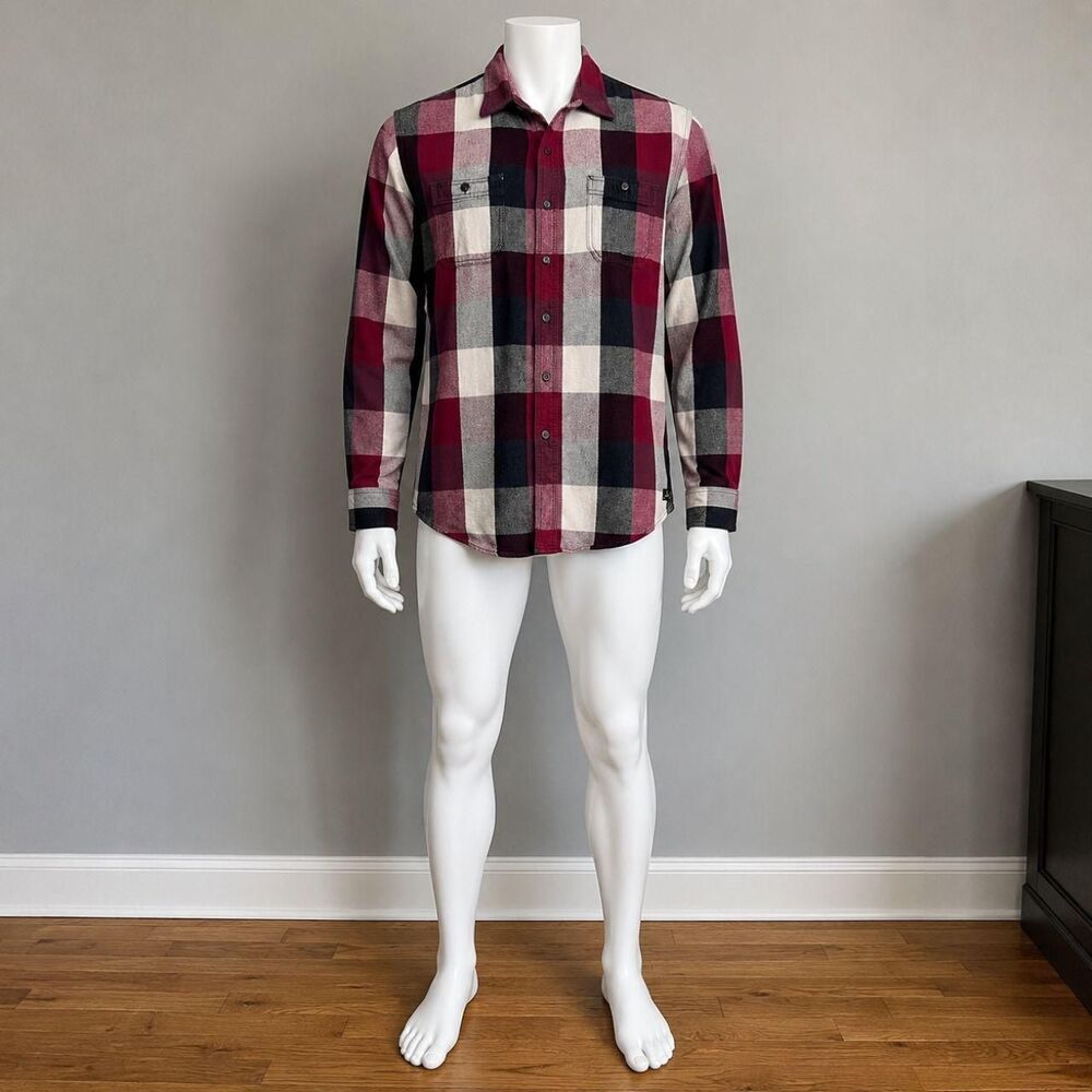GH Bass Flannel Shirt Mens XL Red Buffalo Plaid Long Sleeve Cottagecore Gorpcore